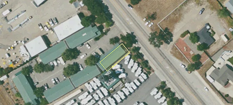 2710 El Camino Real