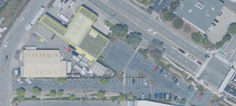 290 Grand Ave
