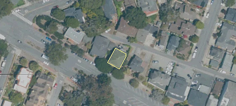 734 Lighthouse Ave, Unit 12
