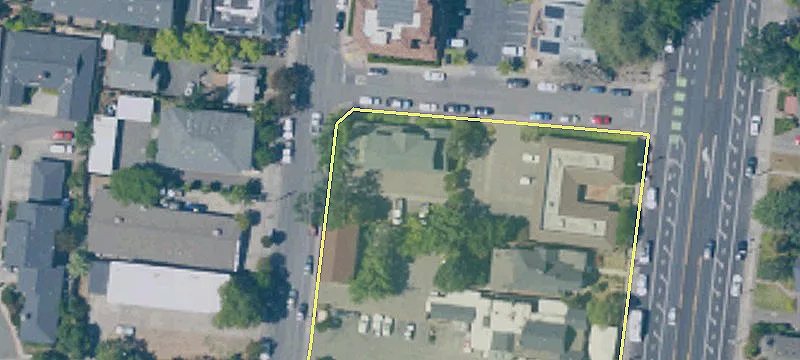 35 Maple St
