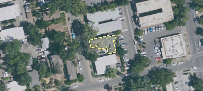 212 University Ave