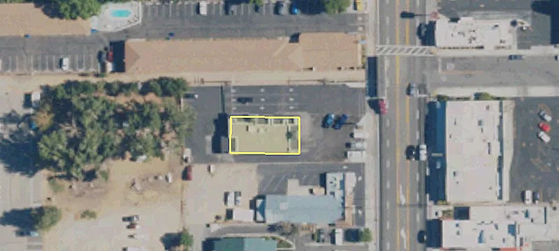 989 Main St