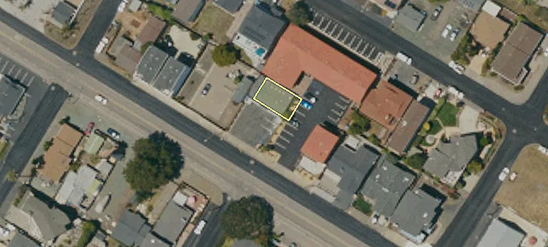 489 Ocean Ave