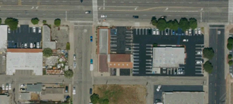 320 Ocean Ave