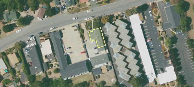 2638 Main St