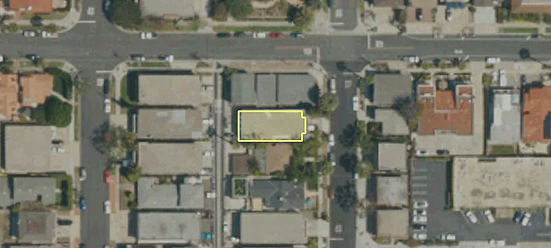 34011 Violet Lantern St