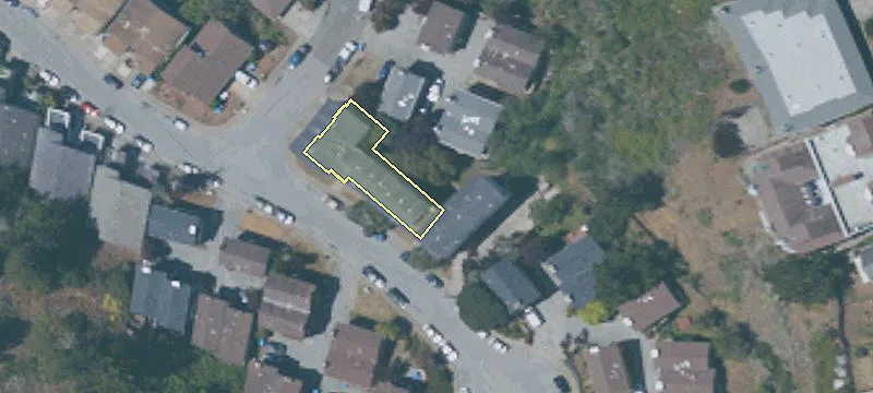 505 Lewis Ln