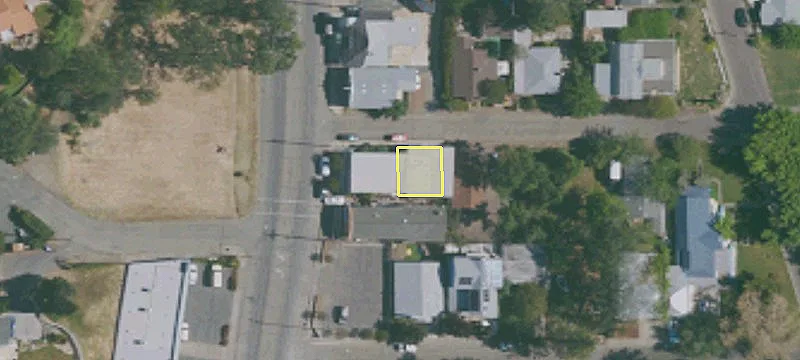 720 Main St