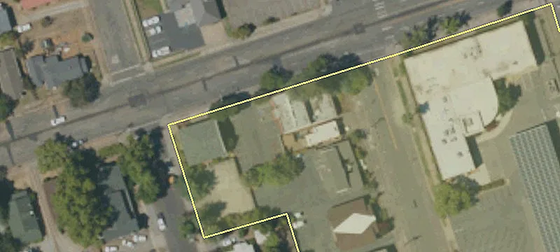 1915 Placer St