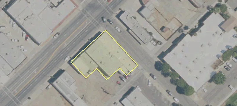 301 Robertson Blvd