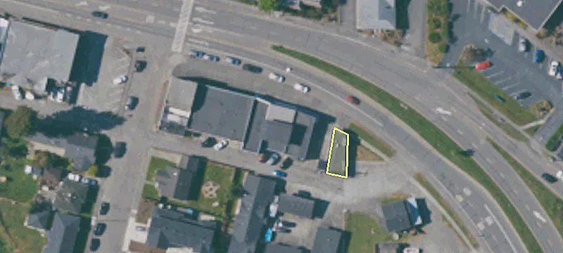 1725 Main St