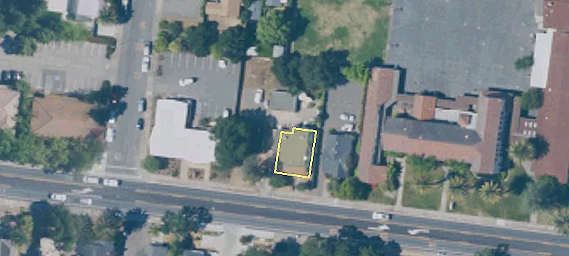 370 Napa St