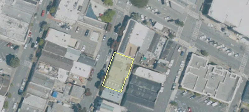 211 Grand Ave
