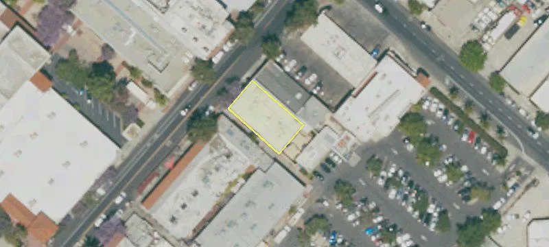 24 Cota St