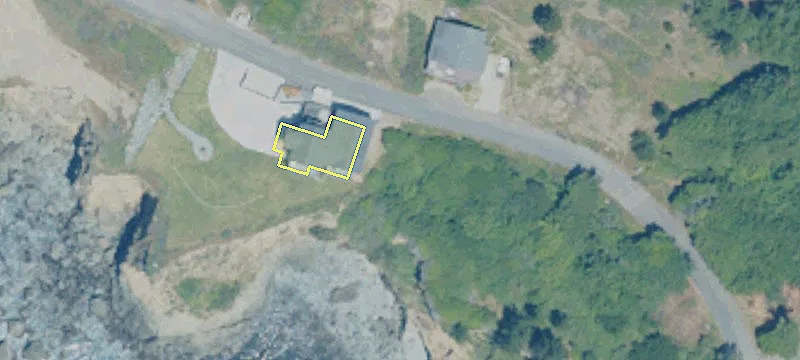 258 Dolphin Dr
