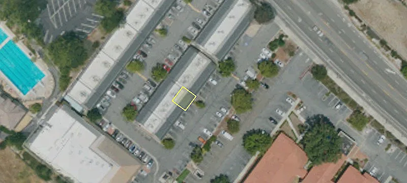 3552 El Camino Real