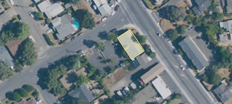 50 Lichtenberg Ave
