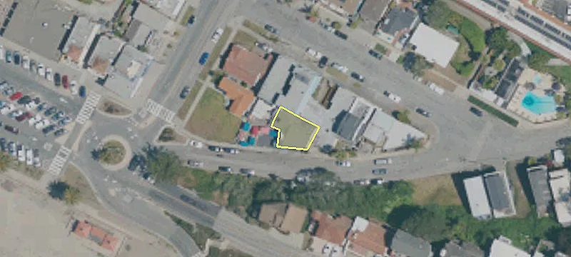111 Venetian Rd