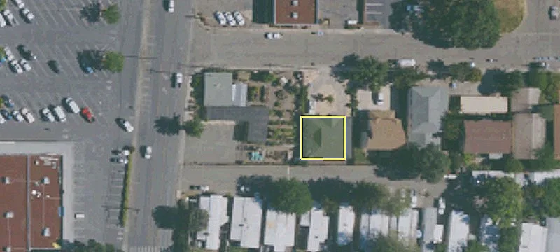 95 Royale Ave