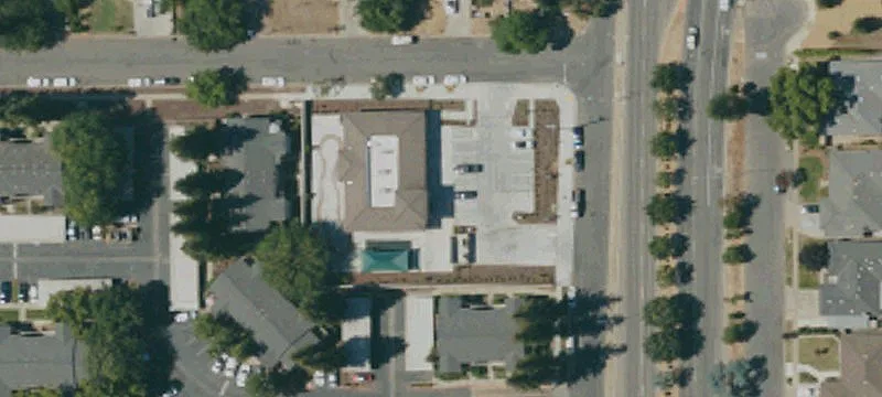 6685 Fresno St