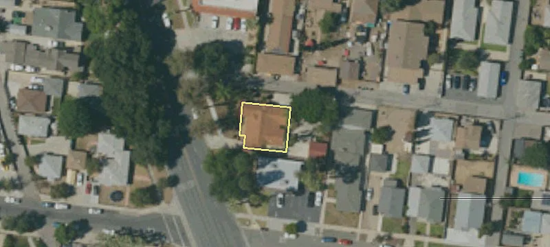 817 Grand Blvd