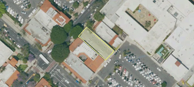 25 Anapamu St