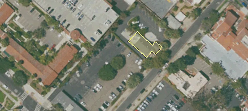 224 Nogales Ave