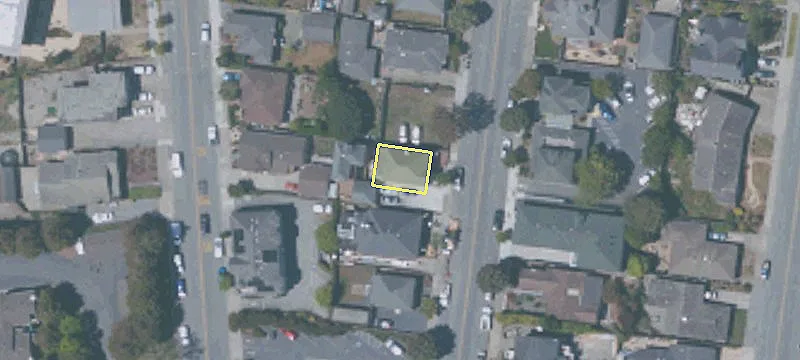 724 Main St