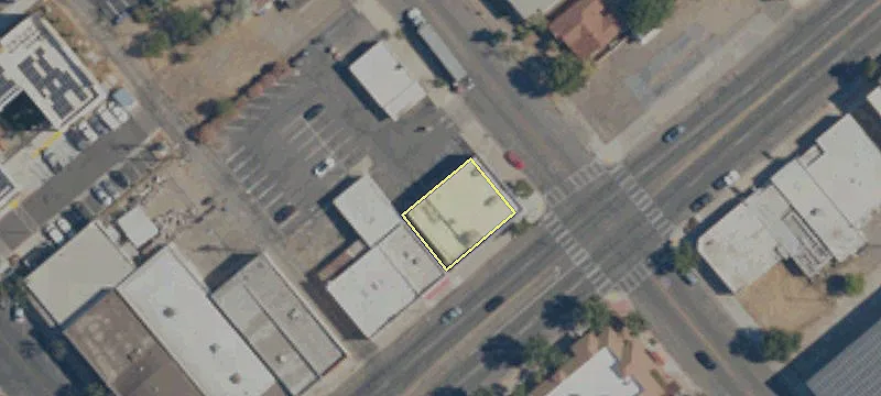329 Yosemite Ave