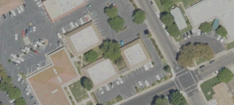 250 Oak Ave