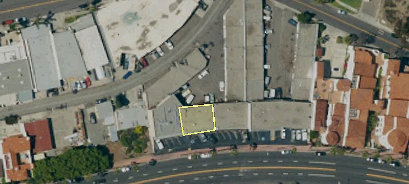 1421 El Camino Real