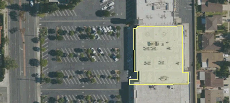 17500 Carmenita Rd