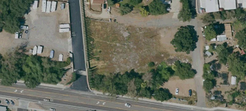 2424 Alpine Blvd
