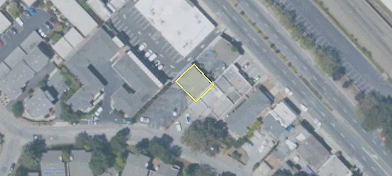 700 El Camino Real