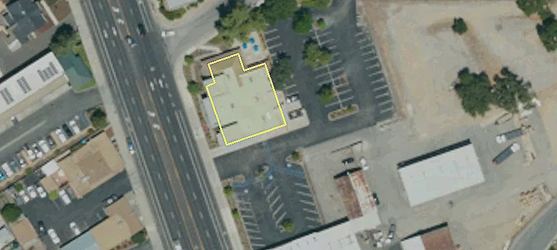 8845 El Camino Real