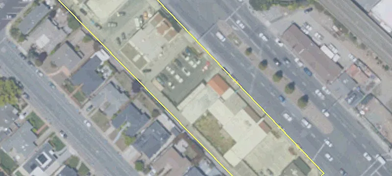 1444 El Camino Real