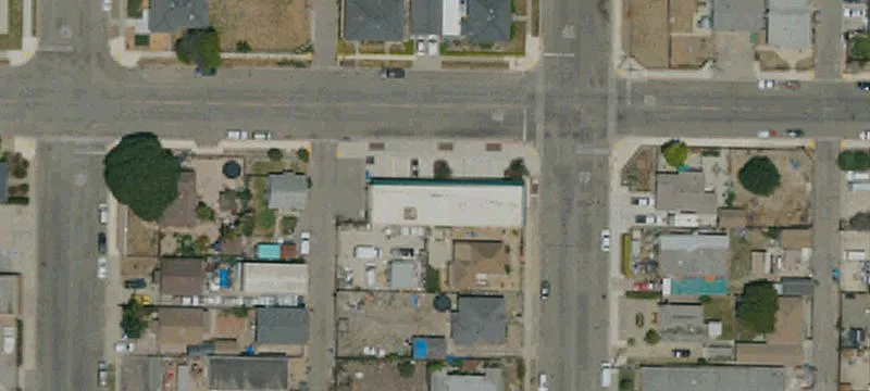 320 Walnut Ave