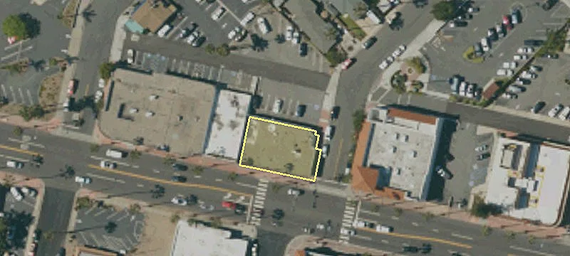 707 El Camino Real