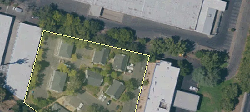 35 Heritage Ln