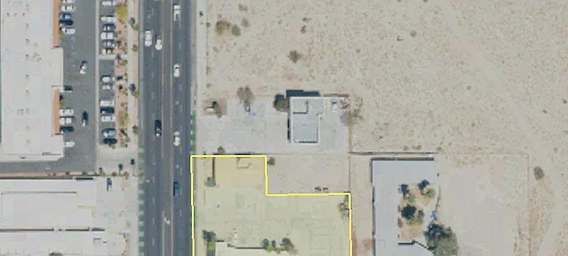 13418 Palm Dr