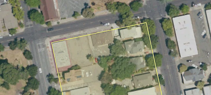 222 Acacia St