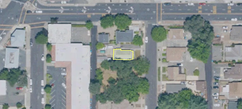 406 Boyd St