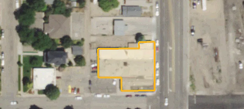 206 Oak Ave
