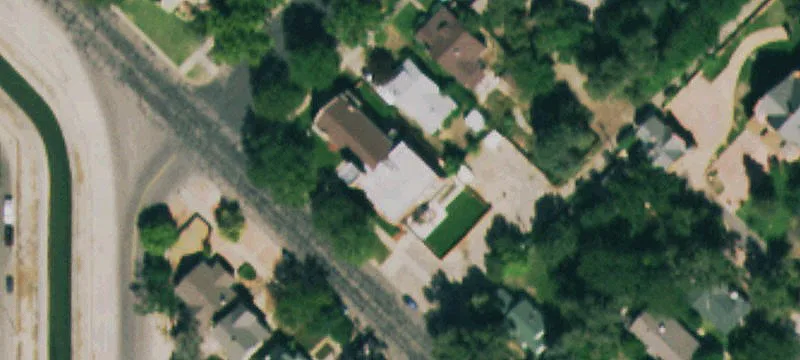 121 Adams Ave