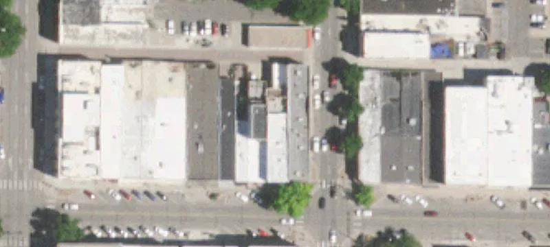 241 4th St