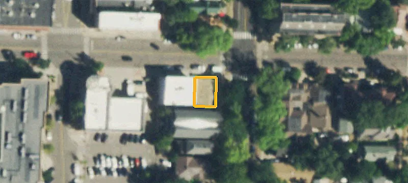 801 Blake Ave