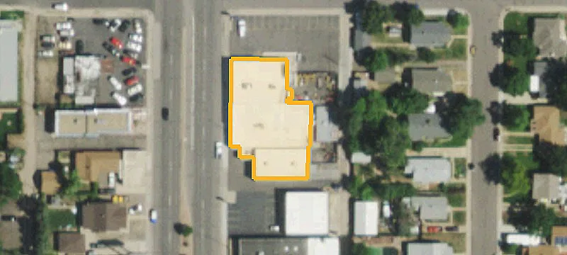 4204 Broadway
