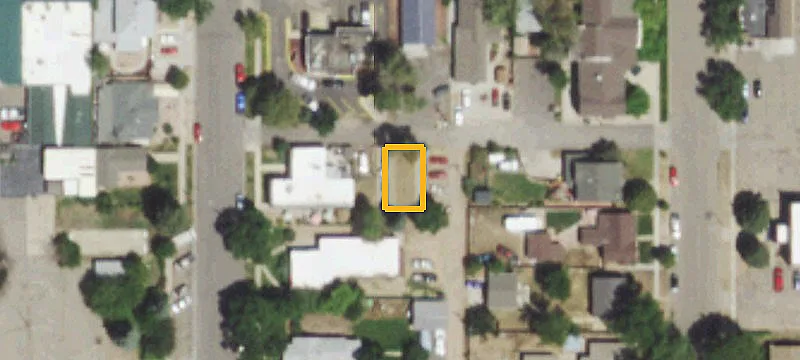 16 6th Ave