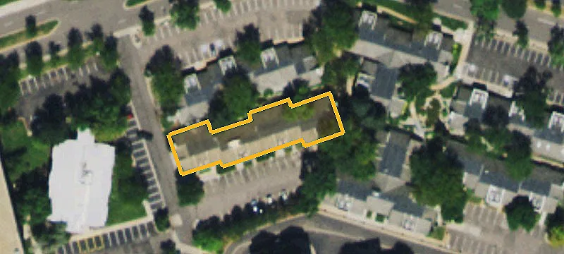 8000 Prentice Ave, Unit B-B12