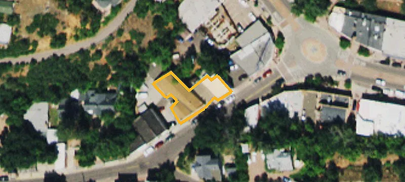 12 Ruxton Ave